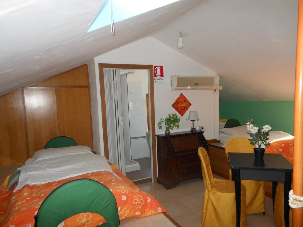 Casa de hóspedes Happy Days 5*